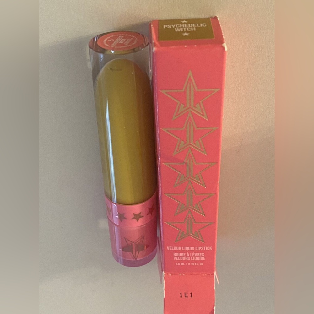 Jeffree Star “Psychedelic Witch” Liquid Velour